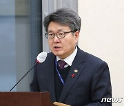 [동정]오석환 교육차관, 설 앞두고 중증장애인 거주시설 방문