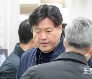 실형받고 법정 구속된 '이재명 측근' 김용, 항소심서 보석 청구