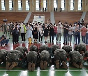 "군에서 소중함 깨달아"…병사들, 설 휴가 받으면 "가족과 함께"