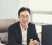 '회장님 지분율 점프'…HLB글로벌 강세