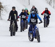 A New Snow Experience: “Yukichari” Snow Ride Now Available at Togari Onsen Ski Resort - Also, the Magical Yukichari Night Ride Under the Starry Sky!