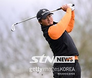 '첫 우승 보인다' 김성현, PGA '피닉스오픈' 첫날 공동 3위...일몰로 경기 중단