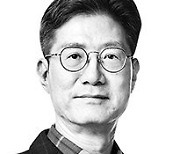 [김정하의 시시각각] DJ가 왜 거기서 나와