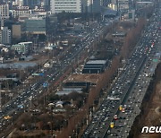 서울서 부산까지 8시간30분…설 고속도로 정체 본격 시작