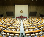 결정장애에 빠진 3천 명, 지난 4년 동안 도대체 뭘 했나