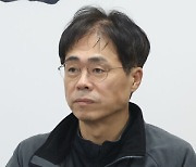 김경율, 명품백 논란에 “아버지가 사과 못 했으니 아들이 맞아야”