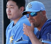 MLB 탬파베이, 5년 연속 PS 진출한 캐시 감독과 계약 연장