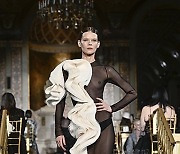 NYFW F/W 2024 - Christian Siriano