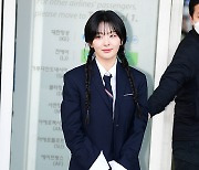 레드벨벳 슬기 ‘출국길 화보 느낌’