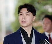 박수홍, 친형 내외 '엄벌 탄원서' 제출···"그들은 나를 돈 버는 기계, 노예로 대했다"