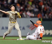 MLB닷컴 판타지 랭킹 발표…김하성 83위·이정후 250위