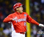 KBO 42년만에 처음! '43세 이범호' 우승 기운+1980년대생 사령탑 탄생. 최고령과 15살 차이 [SC포커스]