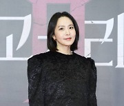 "경호원이 정강이 차" 최동석 공개 저격에도…박지윤 '침묵' 이유는