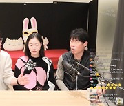 유해진 “‘파묘’ 김고은, 대살굿 촬영 에너지 넘쳐..최민식 ‘투잡 뛰냐’고” [Oh!쎈 리뷰]