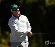 8년 만에 PGA 우승은 놓쳤지만…47세 호프먼 '인생 역전' 발판