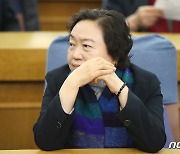 김근태 부인 인재근, 총선 불출마 "김남근은 지지 안해"(종합)