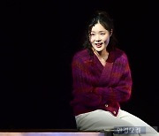 [포토] 민경아, '귀 호강하는 아름다운 목소리'