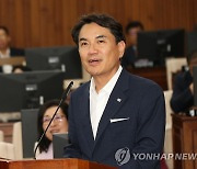 김진태 강원지사 "주4일제, 지독한 인구소멸 늪 벗어날 기회"