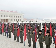 북한, 청년동맹일꾼 동원해 김정일 고향집 답사행군 진행