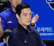 '봄배구 조준' 삼성화재, 김상우 감독 힘 실어준다…3년 재계약 "과감한 리빌딩, 체질 개선했다"[공식발표]