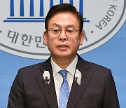 정우택 “돈봉투 수수 의혹, 사실 아닌 악질공작”