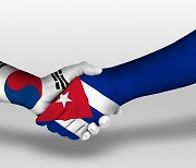 Seoul side-eyes N. Korea while forging ties with Cuba