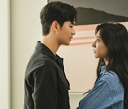 김수현♥김지원, 비주얼 끝판왕 부부→살벌해진 사연은?('눈물의 여왕')