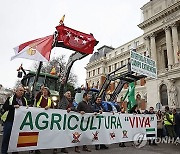 SPAIN FARMERS PROTEST