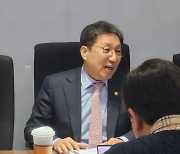 고용차관 "상반기 40·50대 전직·재취업 지원안 마련"