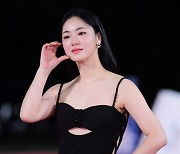 전여빈, '검은수녀들' 미카엘라 수녀 된다..송혜교와 특급 워맨스 '기대'