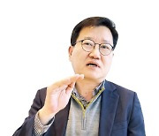 1000쪽 국토계획법 해설서 낸 공무원