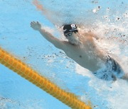 황선우, 자유형 100m 5위…이제 계영 800m에 ‘올인’