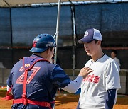 "괜찮아! 당연한 수순이야!"...속상했던 155km 비밀병기 불펜피칭, 주전 포수는 어떻게 달래줬나 [오!쎈 괌]