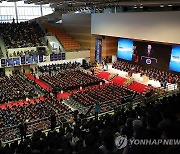 KAIST 학위수여식에서 축사하는 윤석열 대통령