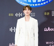 [T포토] 김재환 '나, 잘생긴 남자'