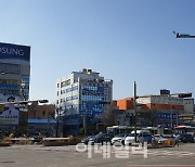 "전남보다 발전 느려"…민주당에 싸늘해진 전주 민심[르포]