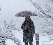 [날씨] 이번 주, 겨울과 봄의 힘겨루기...동해안엔 또 폭설