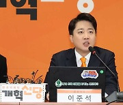 이낙연계-이준석계 ‘정면 충돌’…“주도권 싸움 할 때냐”