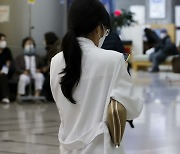 “우리 아버지 수술 어떡하나”...수술대란 가시화에 정부 “면허 박탈”