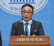 "코미디나 하지 뭔 정치냐고?"...서승만, 민주당 비례 출마