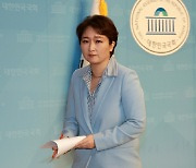 이언주 "한동훈, 왜 남의 당 공천에 왈가왈부하나"