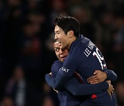 이강인 생일 챙긴 PSG 음바페…"축하해 내 동생"