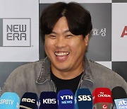 MLB 사무국, 한화에 류현진 FA 신분 통보