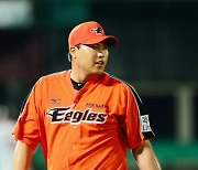 '류현진 4년 170억 마침내 한화 전격 컴백!' KBO 판도 충격적 재편 현실화, 美 현지서도 큰 관심 '신분조회 요청까지 끝'