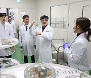 공공조달 품질관리 현황 살펴보는 임기근 조달청장