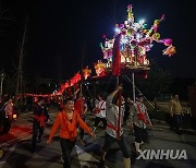 CHINA-ZHEJIANG-JINHUA-LANTERN DRAGON DANCE (CN)