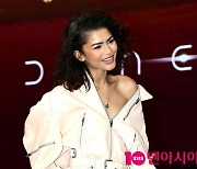 [TEN포토]젠데이아(Zendaya Coleman) '어깨 드러내고'