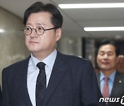 홍익표, 의총서 '공천 학살' 논란에 "지도부로서 책임 느껴"