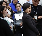 이수진 "李, 백현동 재판 거짓말해"… 민주 공천 후유증 확산