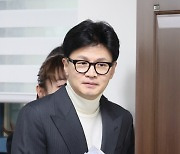 한동훈 "이재명, 대장동 변호인들 공천으로 자기 범죄 변호사비 대납"